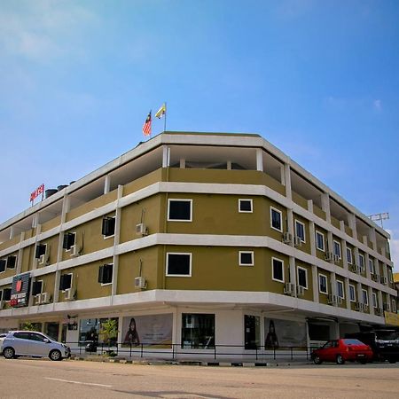Apple Suites Hotel Sitiawan Bagian luar foto