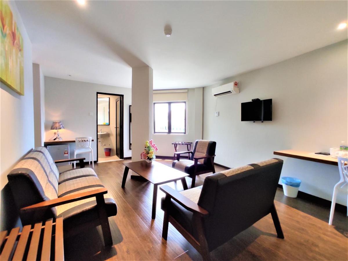 Apple Suites Hotel Sitiawan Bagian luar foto