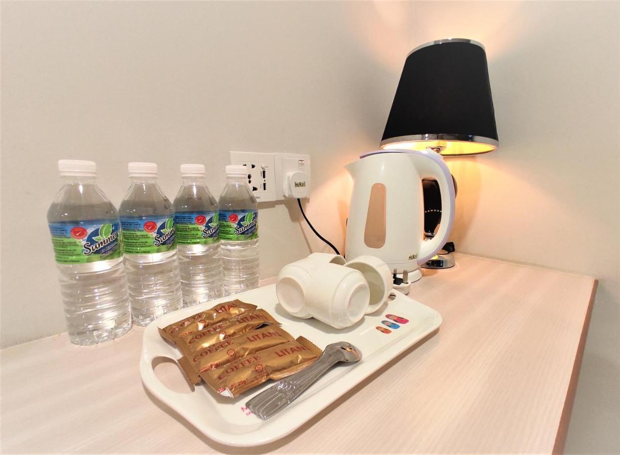 Apple Suites Hotel Sitiawan Bagian luar foto