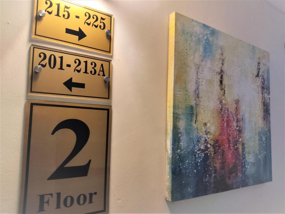 Apple Suites Hotel Sitiawan Bagian luar foto