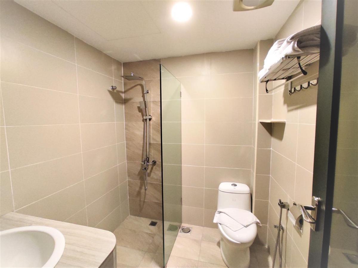 Apple Suites Hotel Sitiawan Bagian luar foto