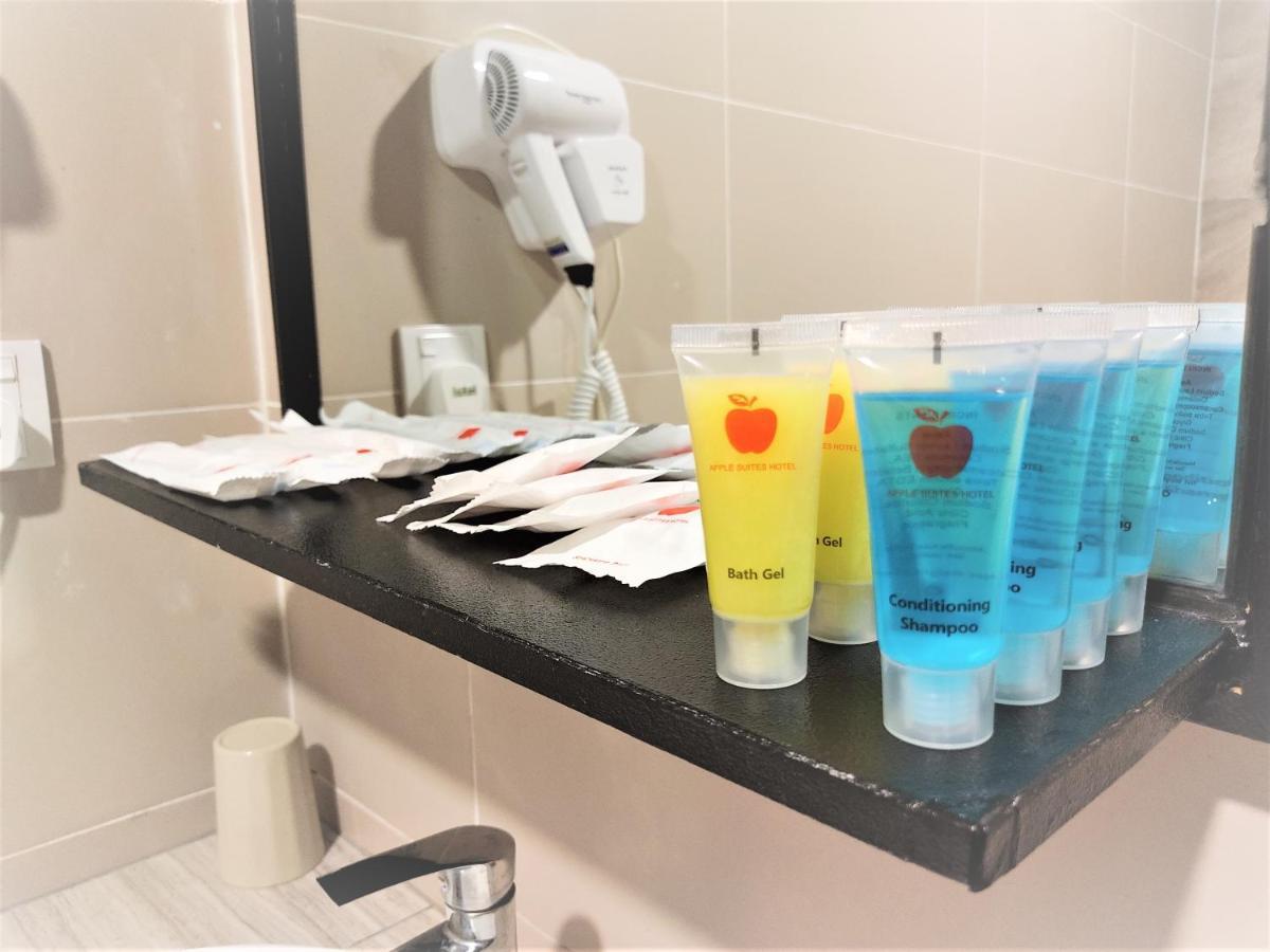 Apple Suites Hotel Sitiawan Bagian luar foto