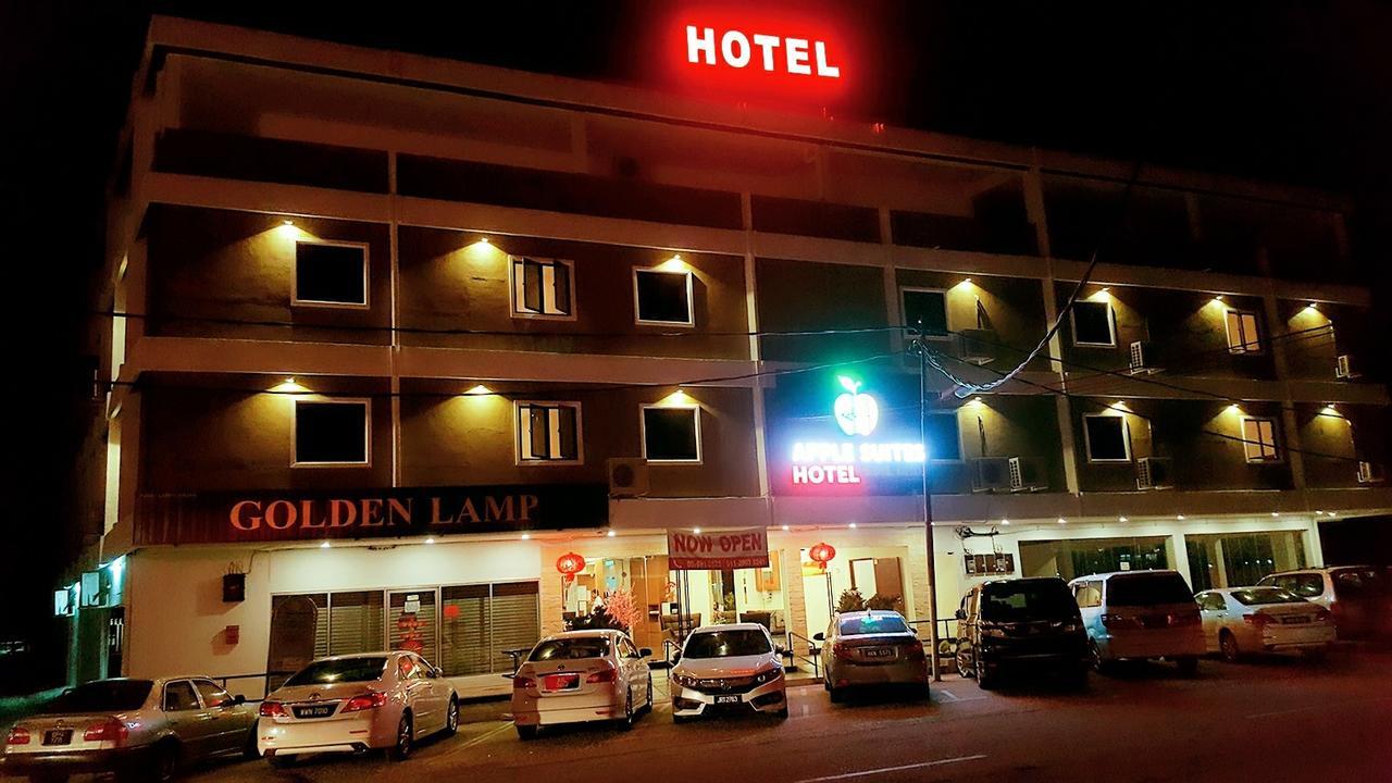 Apple Suites Hotel Sitiawan Bagian luar foto